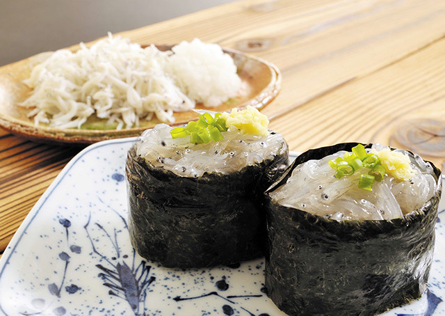 朝獲り用宗港前浜しらす 2