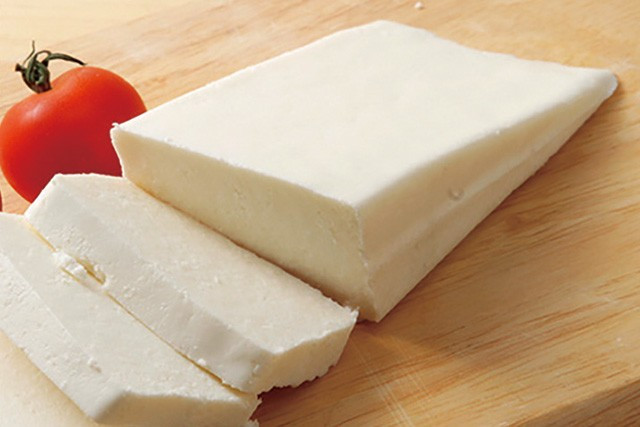 手づくり牛乳とうふととろ〜りヨーグルト 2