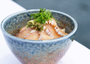 【ふじ】ゆうこうシマアジ、真鯛の漬け丼食べ比べのカードイメージ