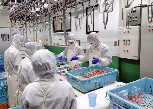 秋田缶 比内地鶏の缶詰２個セット 3