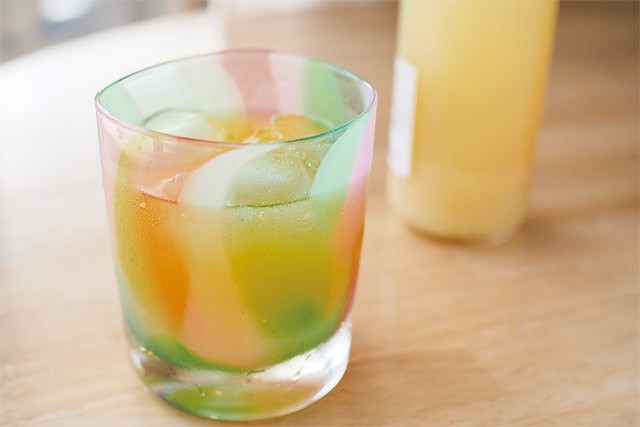 花と緑の木漏れ日 ロックグラス 2