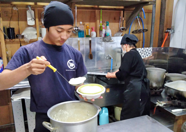 まるで和チーズ? 豆腐の味噌漬 4種詰め 3