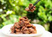 <親・若食べ比べ>愛知秘境村の味付け鶏肉