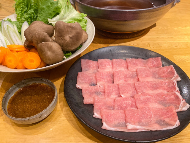 きなこ豚バラ焼肉用  きなこ豚ロースしゃぶ用 4