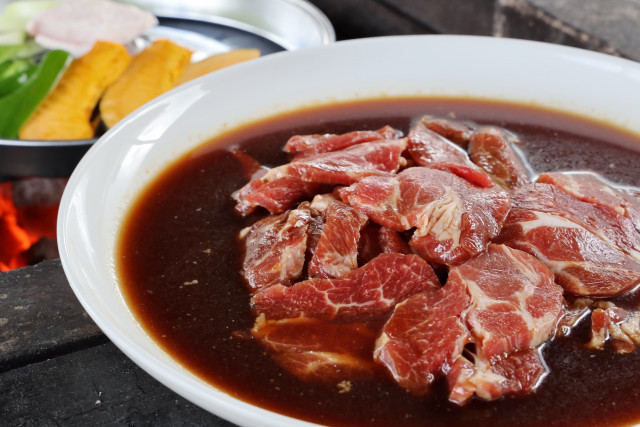 【わかたけ】味付ラム肩ロースジンギスカン 2