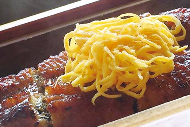 万榮堂のうなぎセット 3